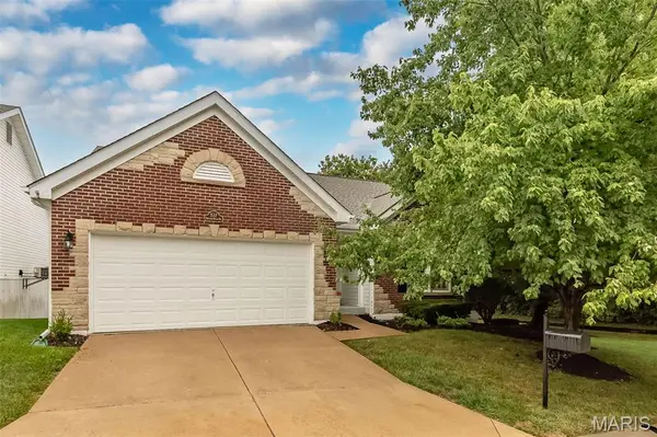 537 Boulder River DR, O'fallon, MO 63368