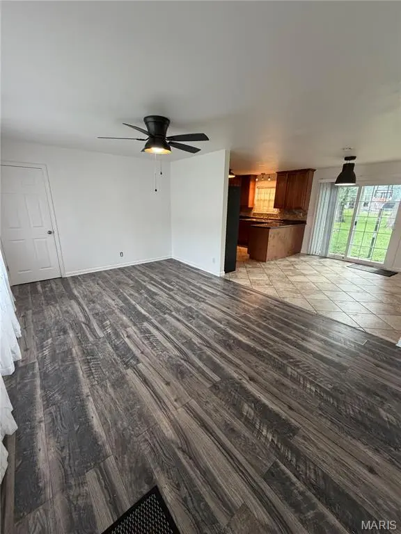 713 Plaza DR, O'fallon, MO 63366