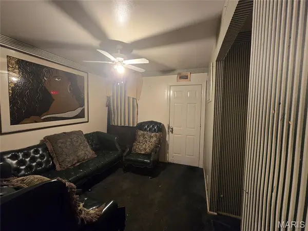 3691 Heather Trails DR, Florissant, MO 63031