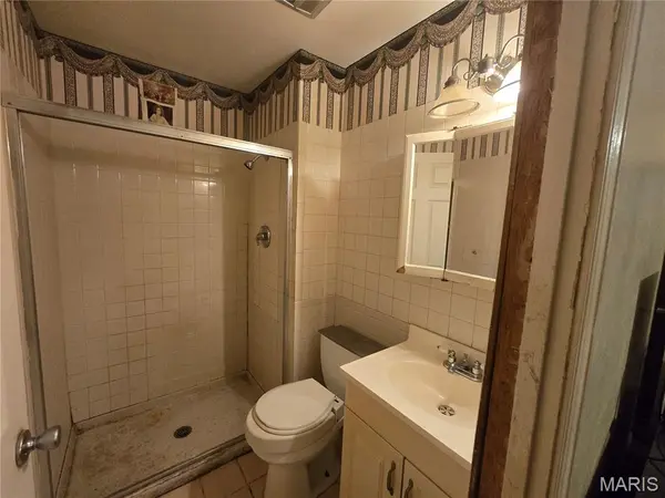 3691 Heather Trails DR, Florissant, MO 63031