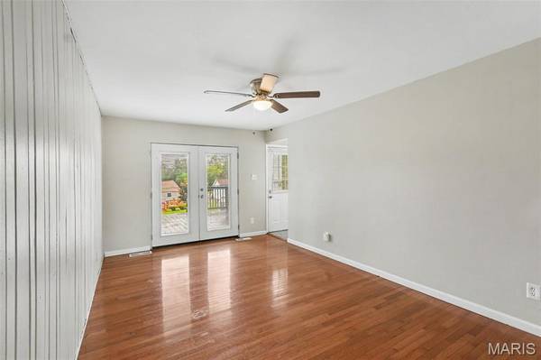 5172 Priorybrook RD, Black Jack, MO 63033