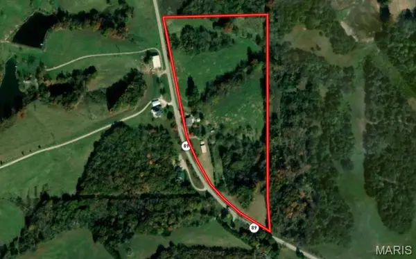8500 Highway 89, Chamois, MO 65024