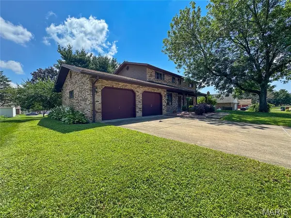 118 Jefferson DR, Waterloo, IL 62298