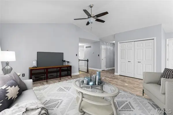 223 Williamsburg DR, Crystal City, MO 63019