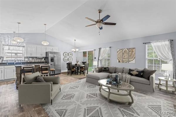 223 Williamsburg DR, Crystal City, MO 63019