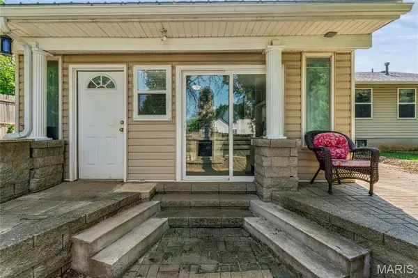871 Molloy DR, O'fallon, MO 63366