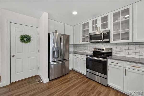 1853 Basston DR, Maryland Heights, MO 63146