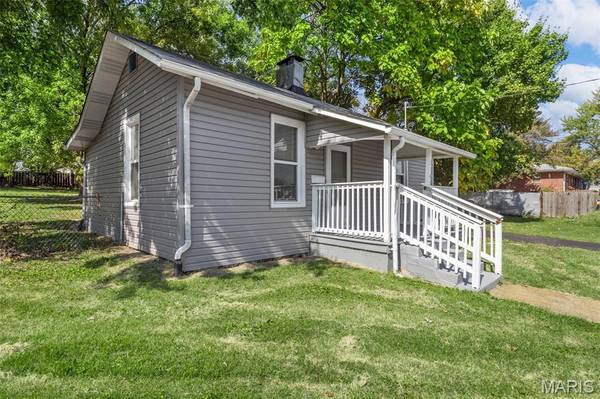 2345 Gaebler AVE, Overland, MO 63114