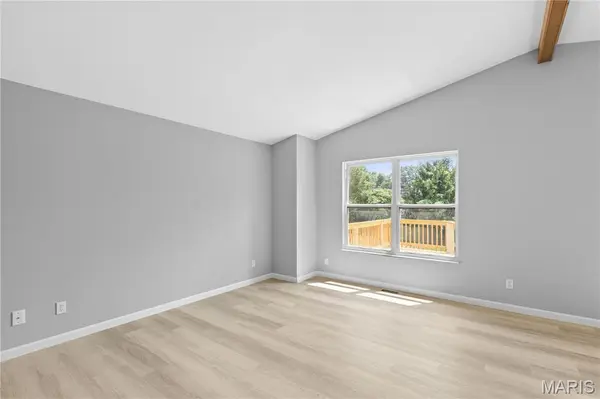 109 Golden Harvest CT, St Peters, MO 63376