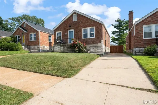 5648 Tholozan AVE, St Louis, MO 63109