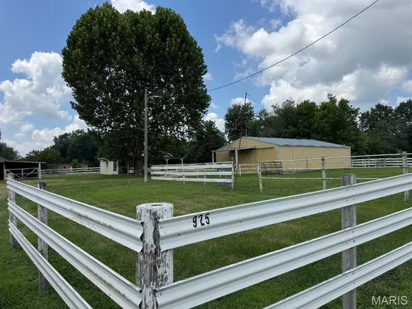 925 Highway KK, Troy, MO 63379