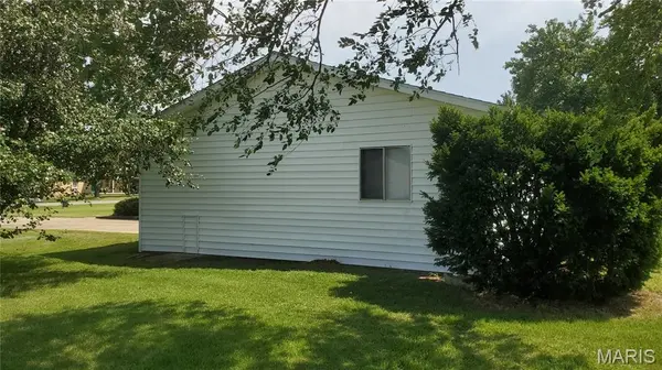 302 Bohannon ST, Sikeston, MO 63801