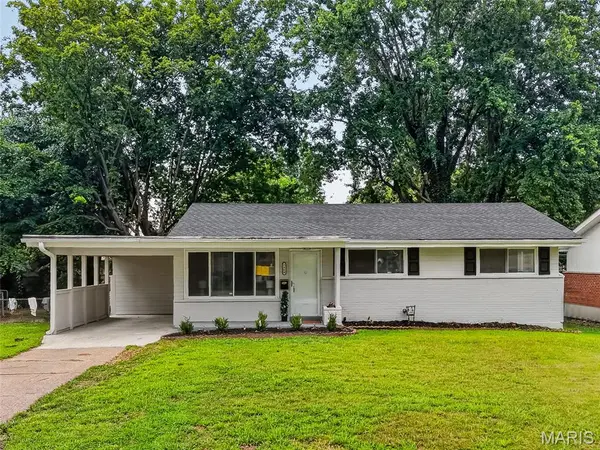 2248 Kerwin DR, St Louis, MO 63136