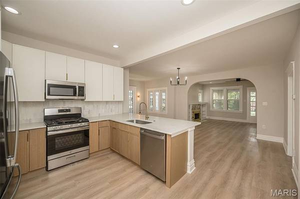 1730 Del Norte AVE, St Louis, MO 63117