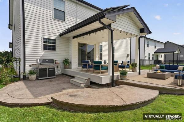 3444 Dakota DR, Shiloh, IL 62221