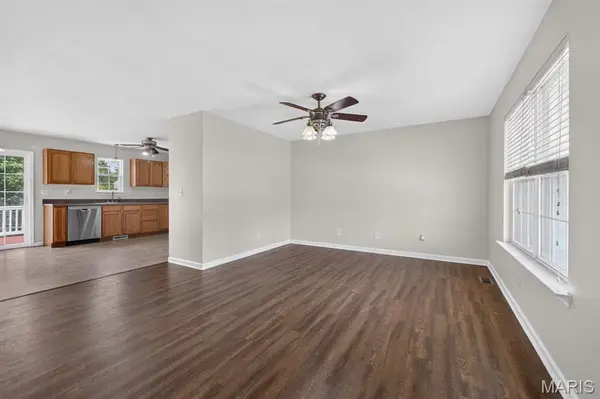 819 Tiffany CT, Marthasville, MO 63357