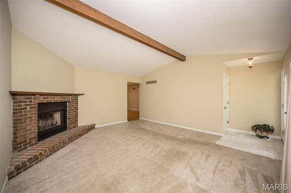 4209 Chisholm Trail DR, St Charles, MO 63304