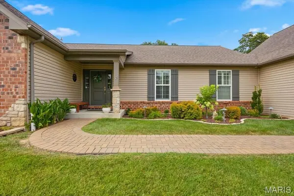 71 Grace Rose CT, Eureka, MO 63025