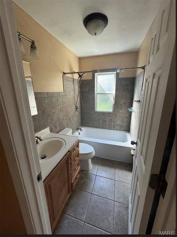 283 S Barat AVE, Ferguson, MO 63135