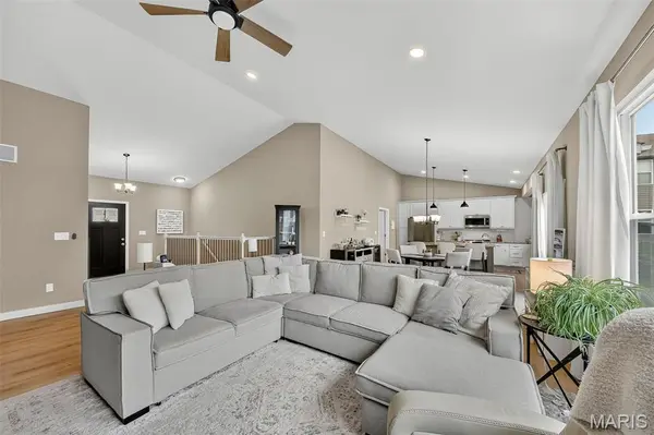 1001 Patricia Ann DR, Wentzville, MO 63385