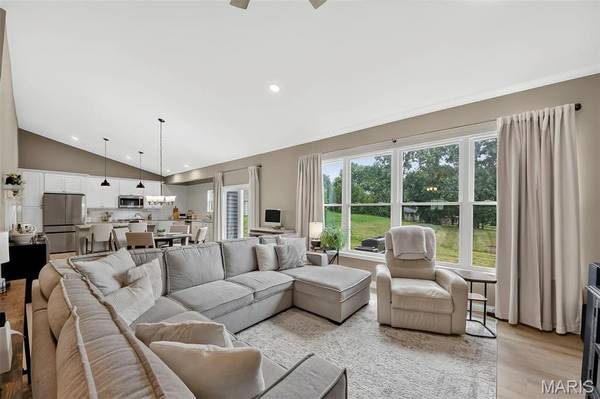 1001 Patricia Ann DR, Wentzville, MO 63385