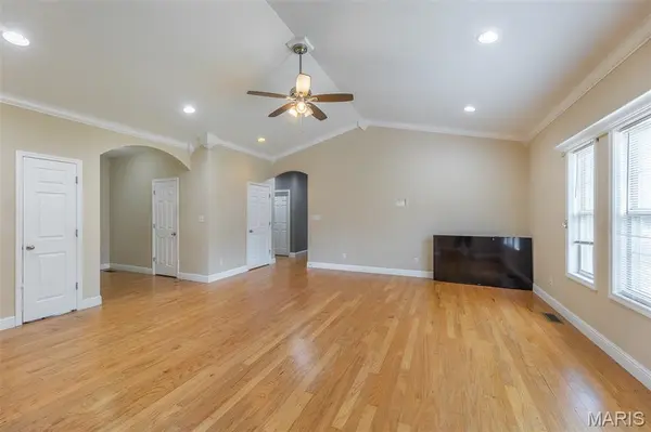2184 J Bird LN, Poplar Bluff, MO 63901
