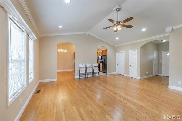 2184 J Bird LN, Poplar Bluff, MO 63901