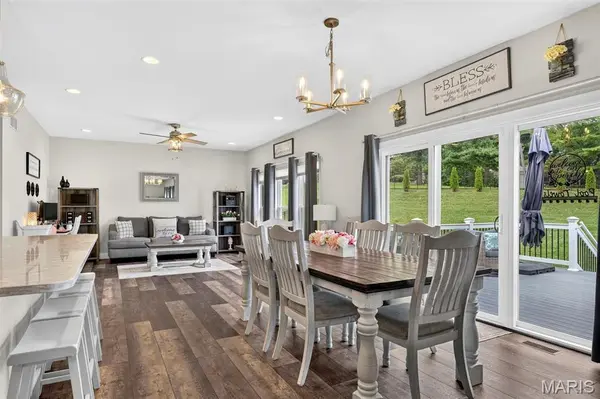 3 Gianna CT, St Charles, MO 63303
