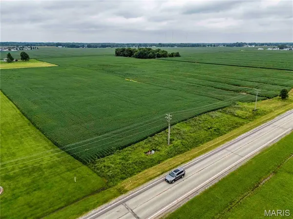 00 Daiber RD, Highland, IL 62249