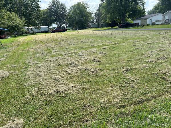 TBD S Illinois AVE, Litchfield, IL 62056
