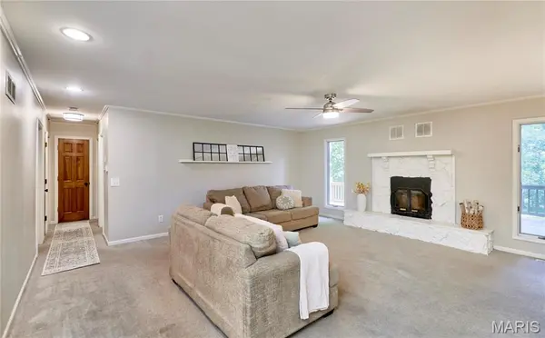 10427 Forest Trails DR, Foristell, MO 63348