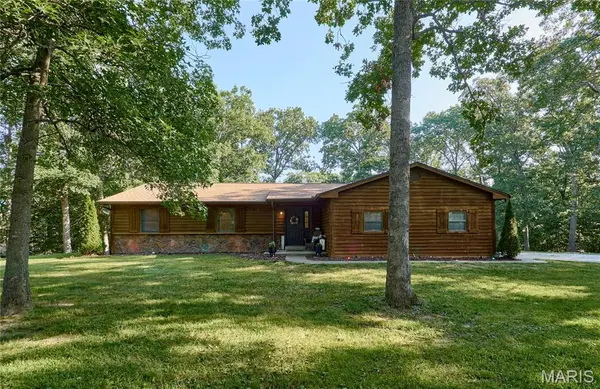 10427 Forest Trails DR, Foristell, MO 63348