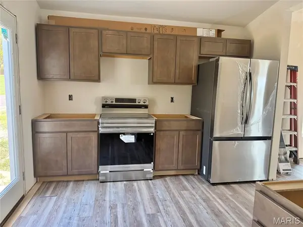 321 N 5th ST, Pacific, MO 63069