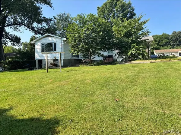 322 Jackson AVE, Festus, MO 63028