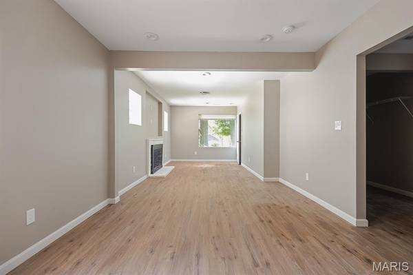1625 Muriel DR, St Louis, MO 63138