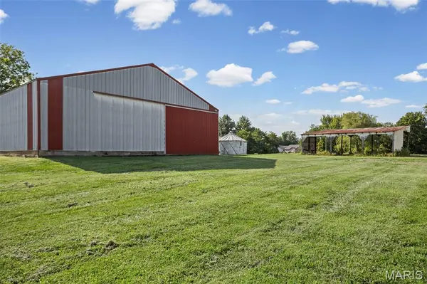 1458 Troy O'Fallon RD, Troy, IL 62294