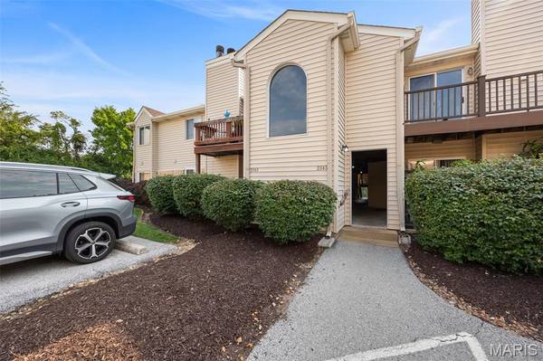 2343 Sandalwood Creek CT #C, Wildwood, MO 63038
