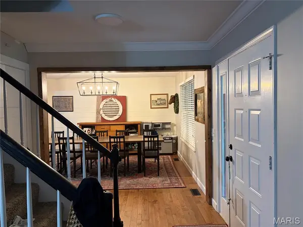 78 Nicole CT, Lake St Louis, MO 63367