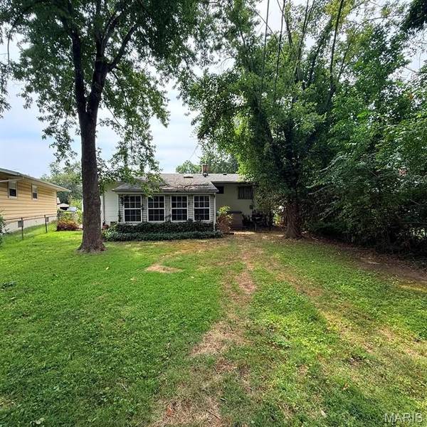 10315 Durness DR, St Louis, MO 63137
