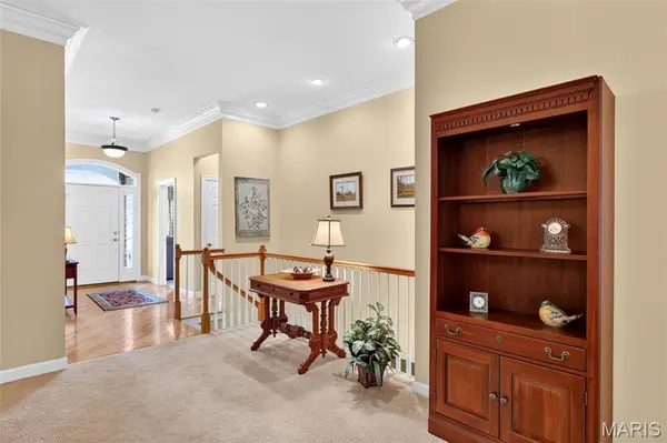 2424 Clayton Pointe CT, Chesterfield, MO 63017