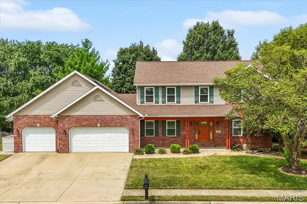 1249 Farmington DR, O'fallon, IL 62269