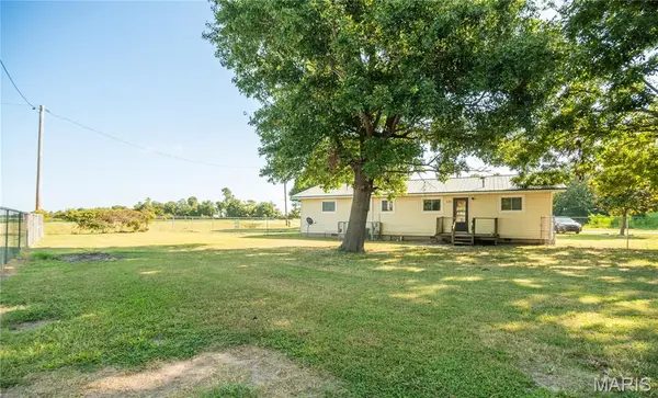 405 N Walker AVE, Gideon, MO 63848