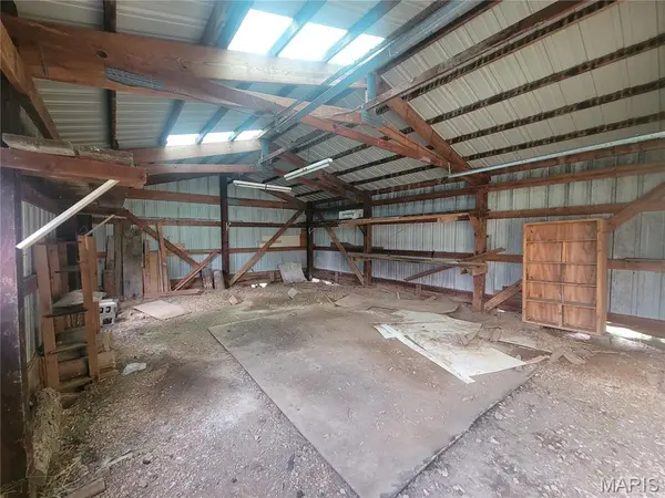 411 N 6th ST, Elsberry, MO 63343