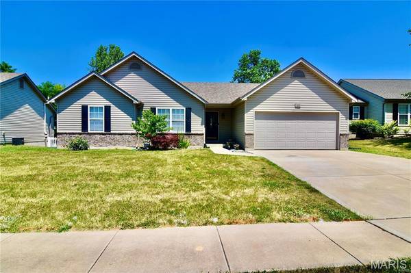 1318 Forest Way DR, Wentzville, MO 63385