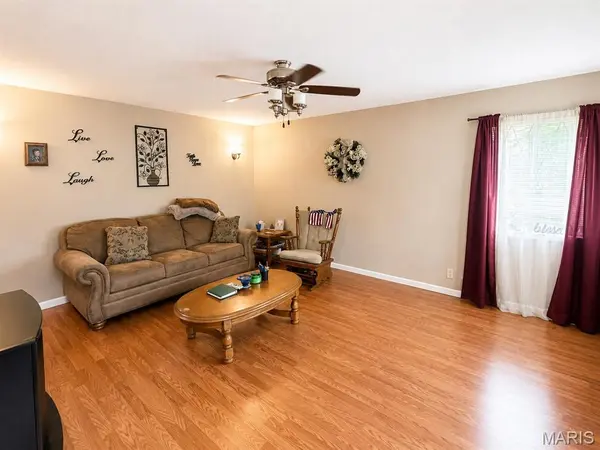 705 McClain ST, Richland, MO 65556