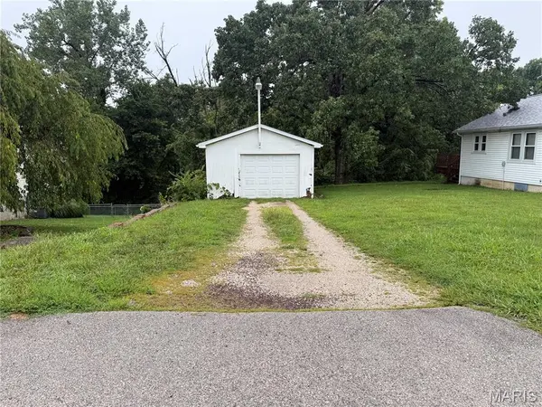 2110 Missouri AVE, Festus, MO 63028