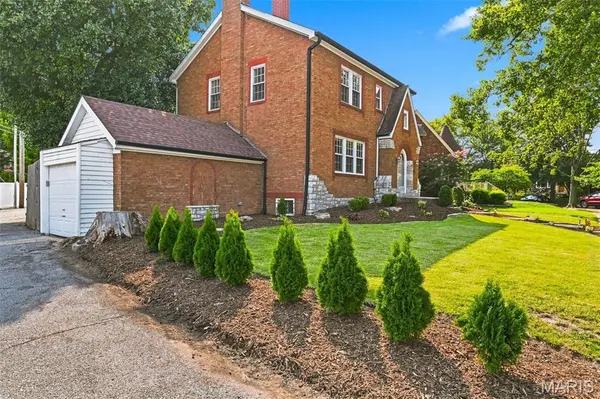6427 Winona AVE, St Louis, MO 63109