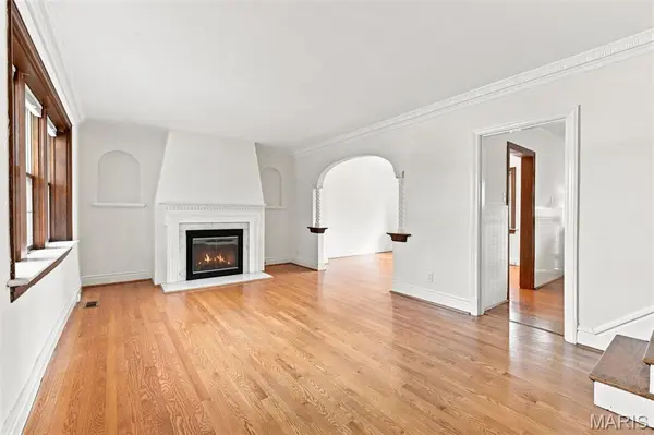 6427 Winona AVE, St Louis, MO 63109