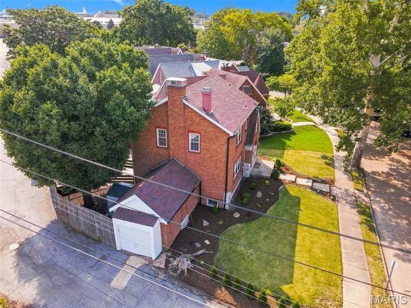 6427 Winona AVE, St Louis, MO 63109