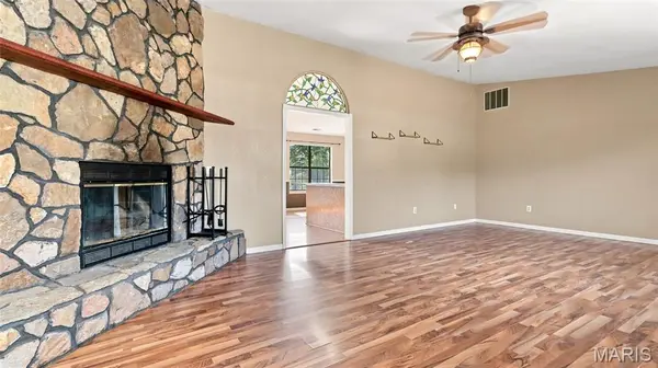 13906 Elm DR, Plato, MO 65552